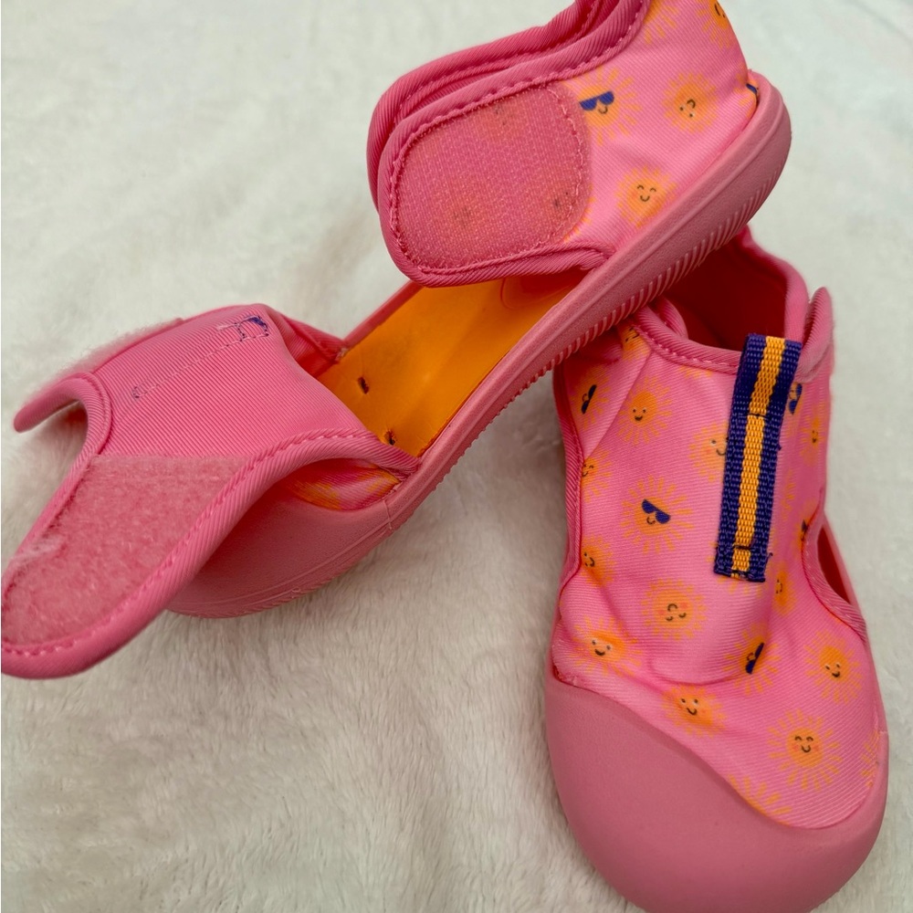 Lands' End Pink Smiley Face Kids Water Shoes with Hook-and-Loop Strap